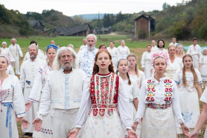 Voyages tous risques : quand les vacances tournent au cauchemar 15 190702105437 midsommar film 1