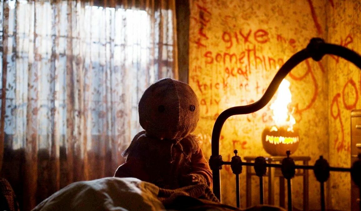 trick r treat 1200 1200 675 675 crop 000000