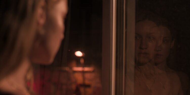 PAP Stills 00141635