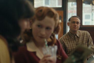 Monster The Ed Gein Story n S1 E1 00 07 47 12R