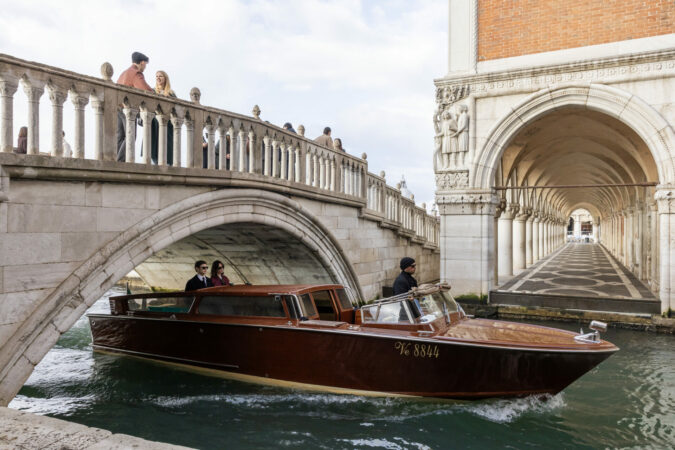 Beauty 102 PA 00066r 1